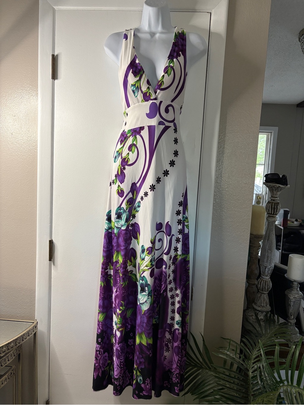 White Maxi Criss Cross Back  Dress Dress with Purple Floral Print — V-Neck